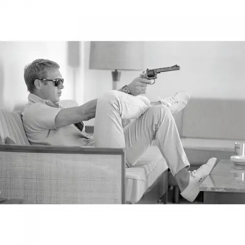 By Kohler  Steve Mcqueen takes aim 80x120x2cm (114117)